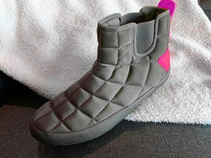 TORONTOES WOMENS GRAY & PINK
